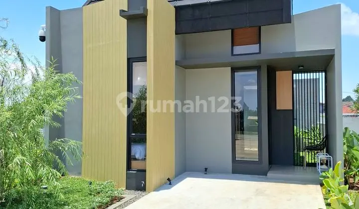 Rumah Resort Lake Modern Di Bogor