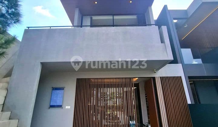 Rumah Villa Tepi Danau Udara Segar Dan Sejuk Di Selatan Jakarta