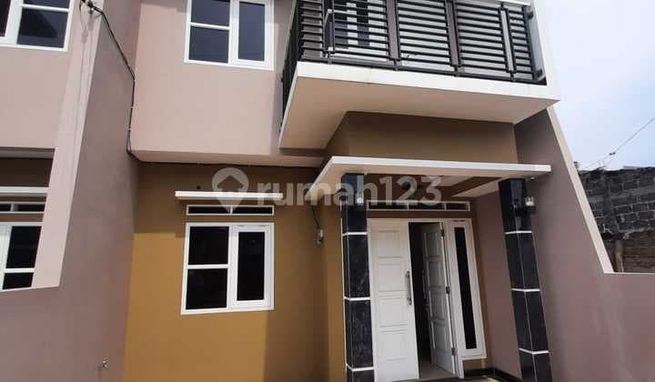 Minimalist 4-Bedroom House Near Old Depok Station