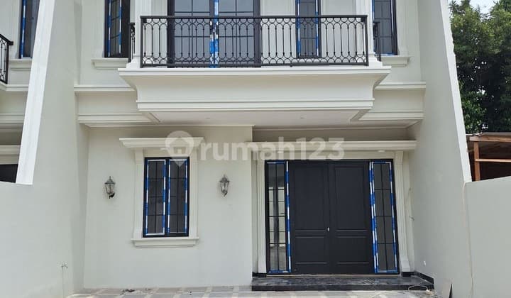 Rumah Bagus Akses 2 Mobil Cuma 5 Menit Ke Stasiun Lrt Cibubur