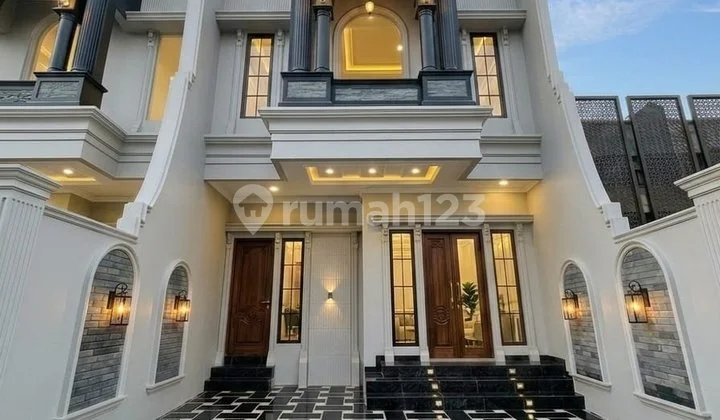 Rumah Keren Dekat Solaria Gdc dan Stasiun Depok