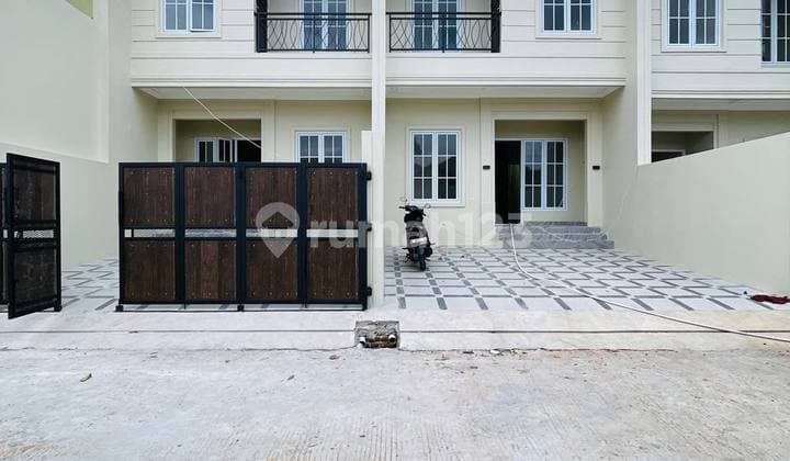 Rumah Siap Huni di Margonda Depok Dekat dengan Stasiun Depok