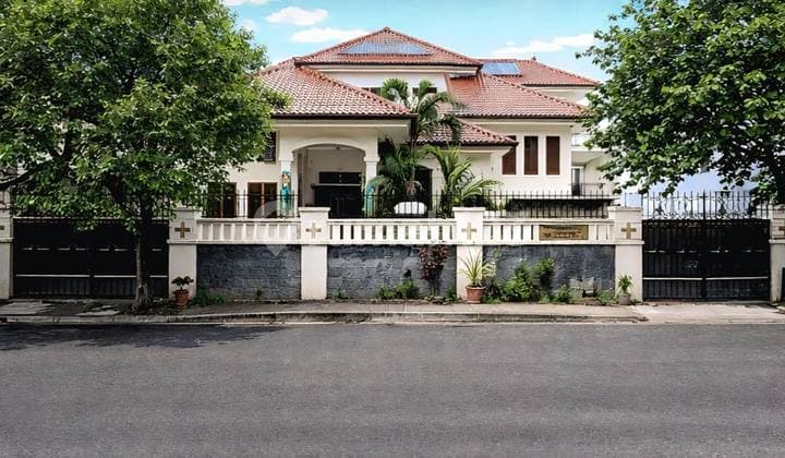 Rumah Terawat di Area Tenang di Kebayoran Baru