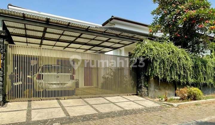 Design Modern Tropical Terawat Siap Huni di Kebayoran Lama