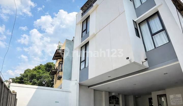 Rumah Kosttotal 26 Kamar di Bendungan Hilir