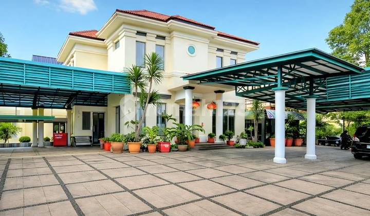 Ru,Ah Mewah Sangat Eksklusif Design Modern Tropis Tanah Luas di Antasari