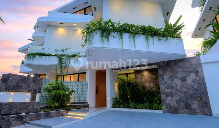 Modern Tropical Villa Suitable for Residence or Investment in Kuta Bali
