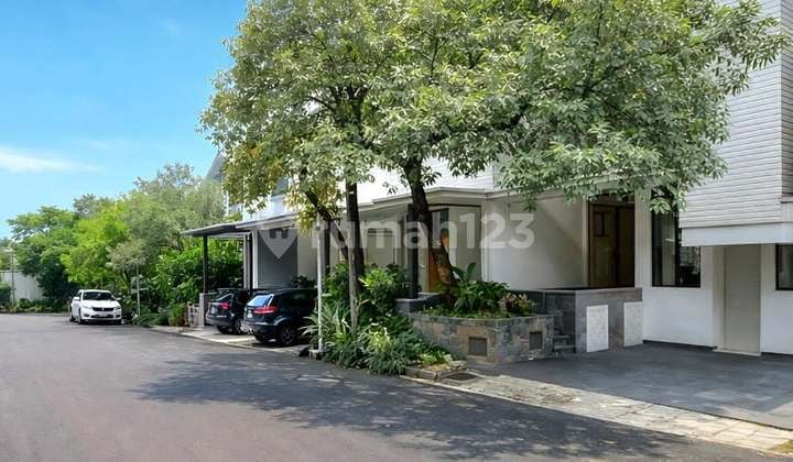 House In Townhouse Strategic Location in Pondok Pinang