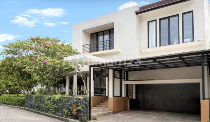 Rumah Cantik Dalam Townhouse Lokasi Strategis di Veteran Jakarta Selatan