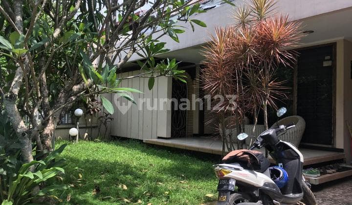 Rumah Lama SHM Dekat Pasar Cihapit Gor Saparua Riau Kota Bandung