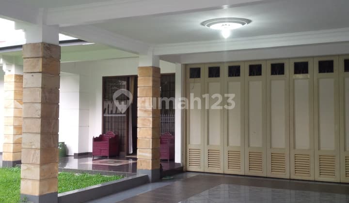 2-Storey House Ready to Occupy Freehold Front and Backyard Dago Area Bandung