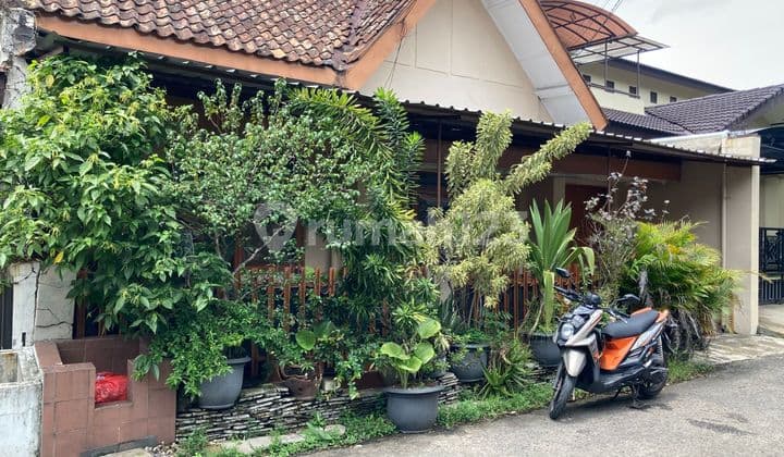 Rumah Lama SHM Dekat Ibcc Ahmad Yani Supratman Riau Kota Bandung