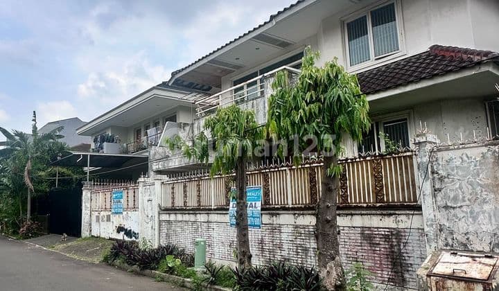 Jarang Ada. Rumah Tua Hit Tanah Lokasi Strategis di Permata Hijau