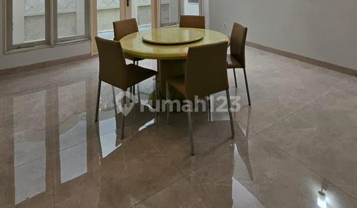 Permata Buana Rumah Bagus 2 Lantai Siap Huni.