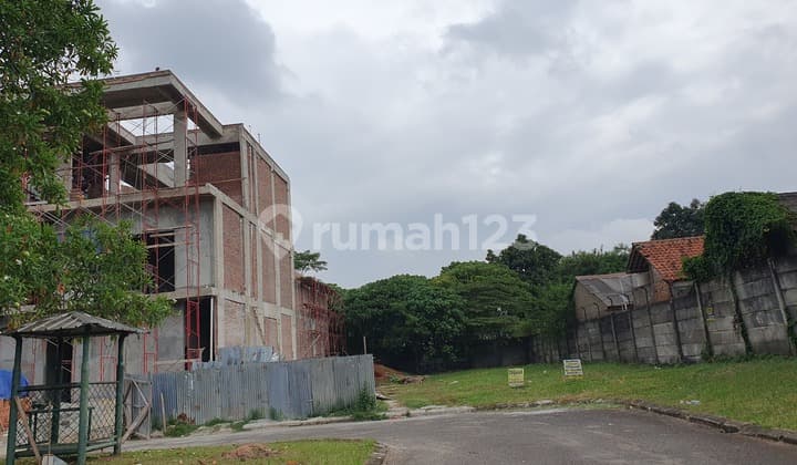 Dijual Kavling Kuldesak Depan Taman