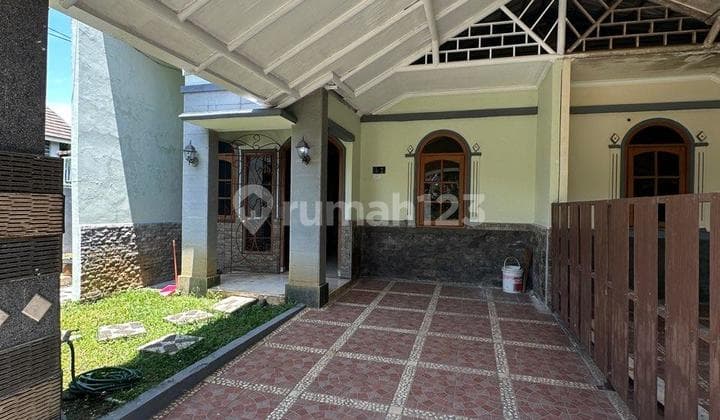 Rumah Strategis Hook Depan Taman Di Villa Bogor Indah Vbi Bogor