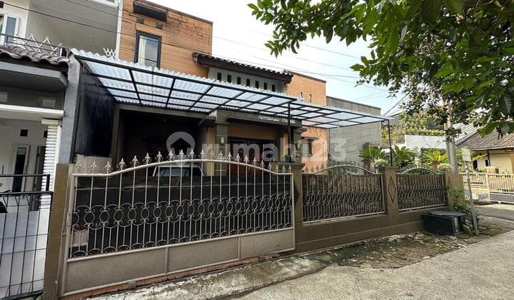 Rumah Hook Siap Huni Depan Fasum Indraprasta
