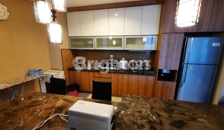 Apartemen full furnish siap huni The Vue Ciiutra world mayjen sungkono