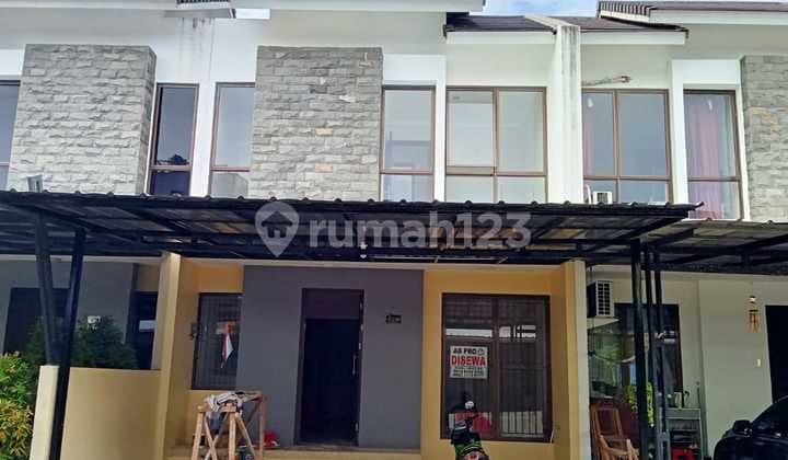 Comfortable 2-Story House in Graha Raya Bintaro Tangerang