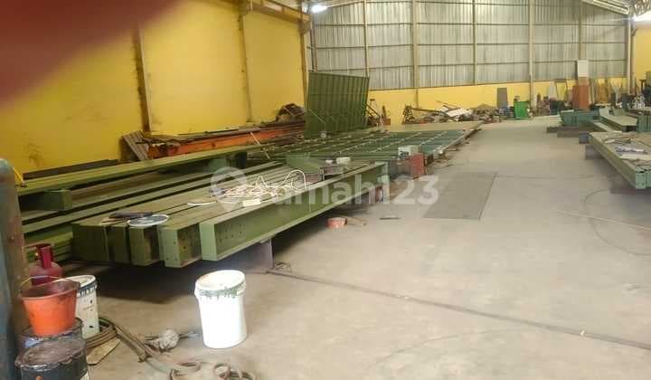 Construction Factory in Pasar Kemis Industrial Area