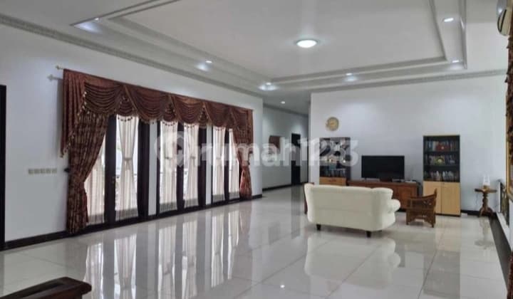 For Sale Fast Ready-to-Live House on Golf Hill BSD