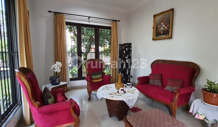 Rumah Hoek Terawat di Citra Grand, Cibubur