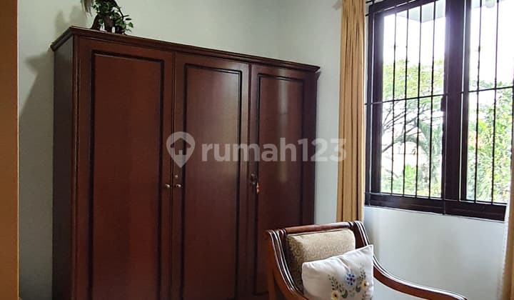 Rumah Hoek Terawat di Citra Grand, Cibubur