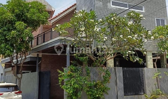 RUMAH CANTIK MINIMALIS, POSISI HOEK DI GRAND NUSA INDAH CILEUNGSI