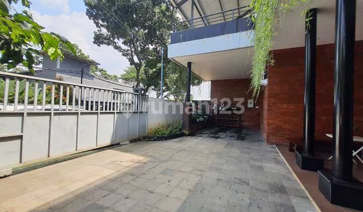 Rumah Kokoh 2 Lantai Siap Huni di Cikeas, Bogor