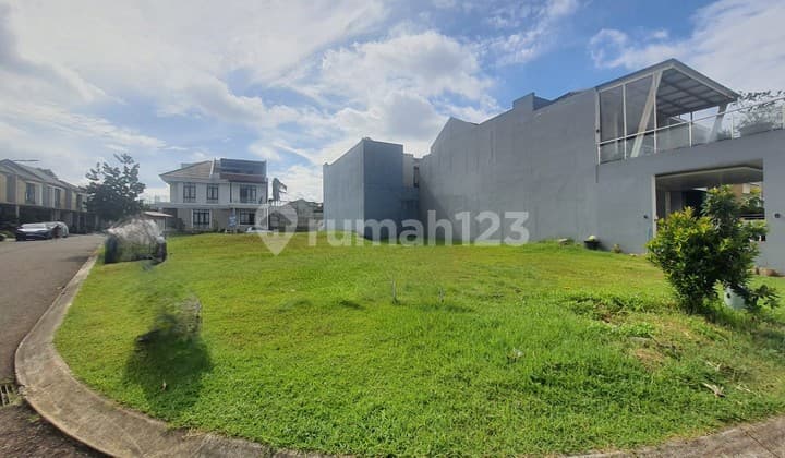 Kavling Hoek Premium di Bellwood di Kota Wisata, Cibubur