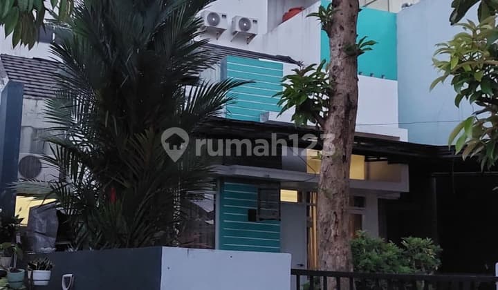 Hunian 2 Lantai di Lingkungan Asri dan Nyaman di Vila Dago, Pamulang