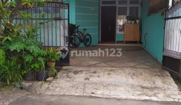 Rumah siap huni dan nyaman di Pamulang Estate, Pamulang