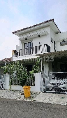 Rumah Cantik 2 Lantai Di Anggrek Loka Bsd