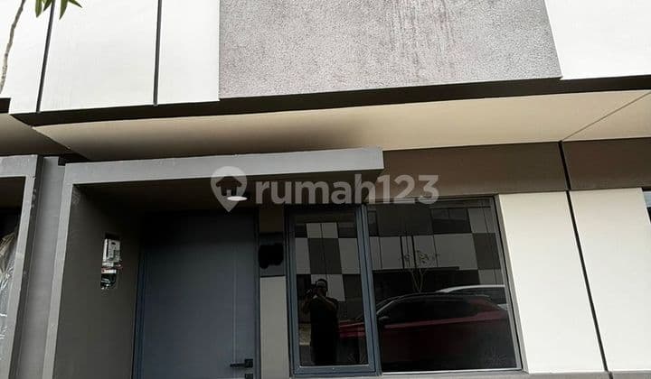 Dijual Rumah Siap Huni di Park Serpong, Tangerang