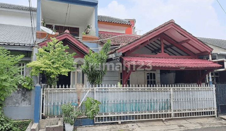 Beautiful Ready-to-Occupy House in Pamulang Permai, Pamulang