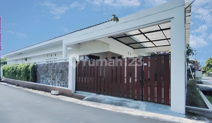 Rumah Bagus mewah lokasi strategis singopuran kartasura solo