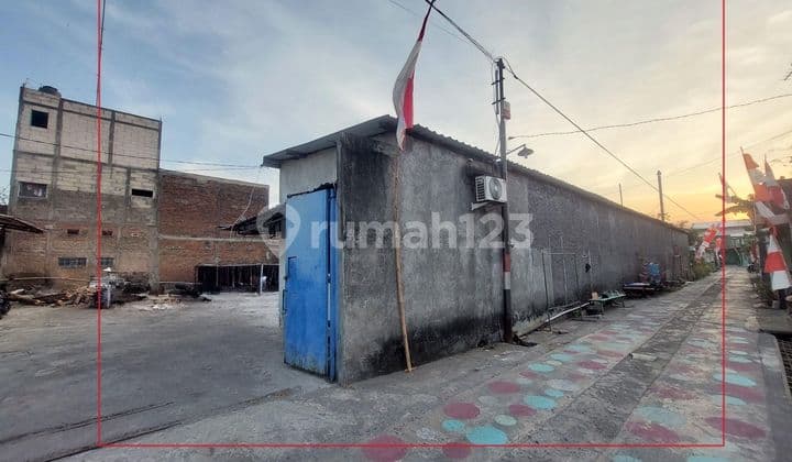 Tanah bonus bangunan eks usaha batik luas 800m kadokan grogol
