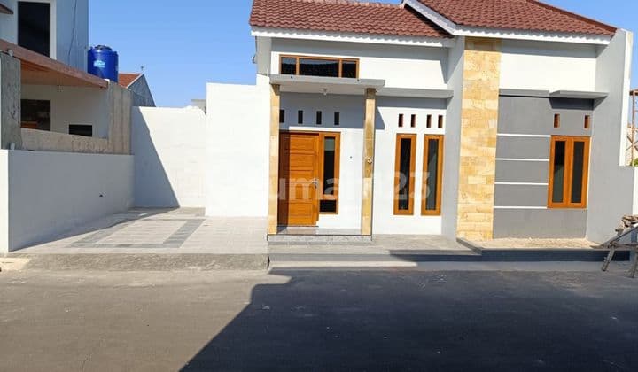 Rumah Baru Cluster Siap Huni Lokasi Gedongan Colomadu Strategis