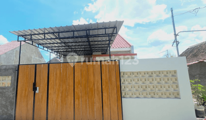 Rumah, 1 Lantai, Tengah Kota Solo Dekat Kampus Unisri Solo
