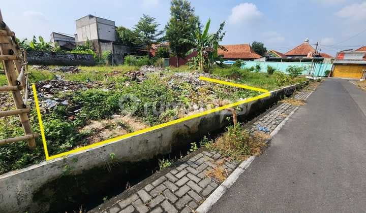 Tanah Di Banyuanyar Luas125m Di Sekolah Alabidin Solo Ibanyuanyar