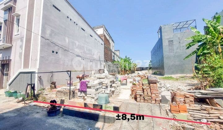 Tanah pekarangan bonus bangunan area kost kampus uns luas 128m