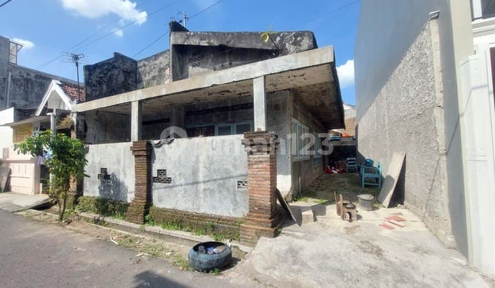 Tanah Bonus Bangunan Dekat Sekolah Di Banyuanyar Banjarsari 135m