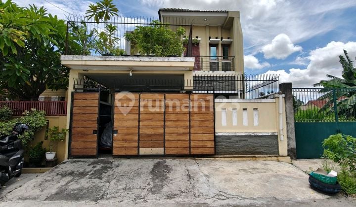 Rumah Bagus 2lantai Siap Huni Strategis Lokasi Cemani Dekat Solo