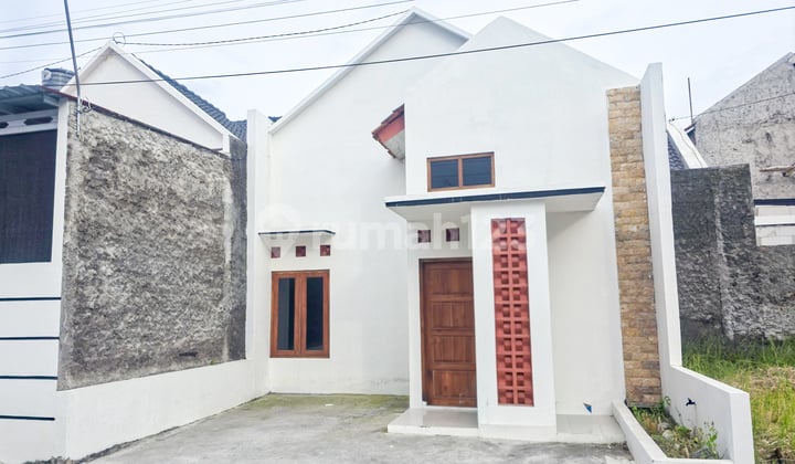 Rumah Siap Huni Dingemplak Kartasura One Gate Cluster Kampus Uin