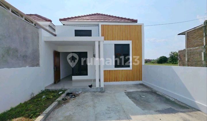 Rumah Baru Cluster Tengah Kota Sukoharjo Bangunan Istimewa