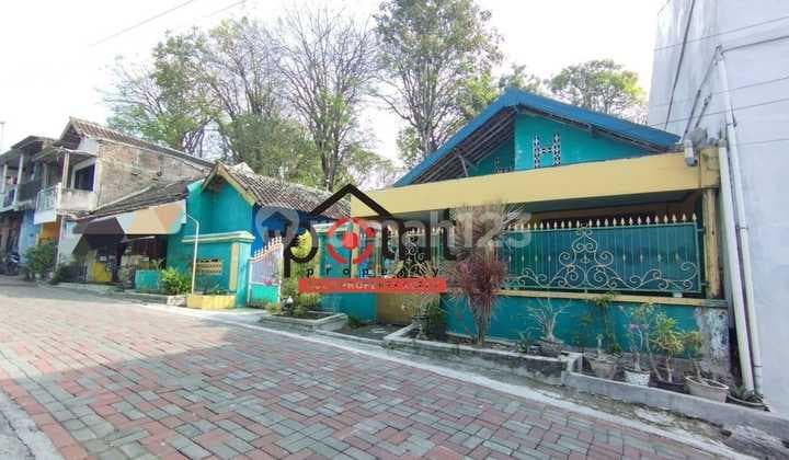 Tanah Bonus Bangunan Lama Lokasi Jebres Dekat Uns Luas 353.0