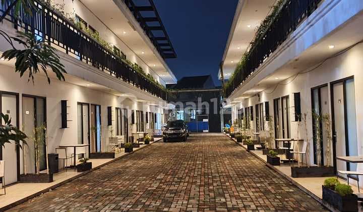 Hotel Cibubur 3 Lantai 2 Bangunan , Masih Operasional