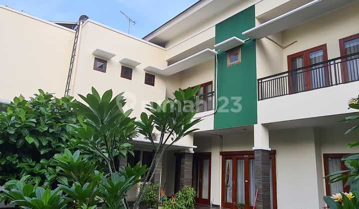Dijual Rumah Menteng Jl Mendut Hadap Timur Layak Huni