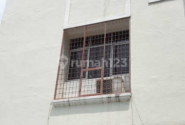 For Sale 4-Story Shophouse on Jl Danau Sunter Barat, North Jakarta