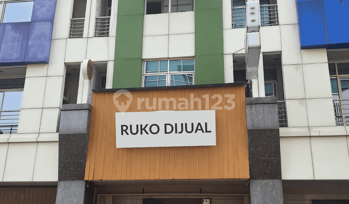 Dijual Ruko Keren Gading Kirana Boutique